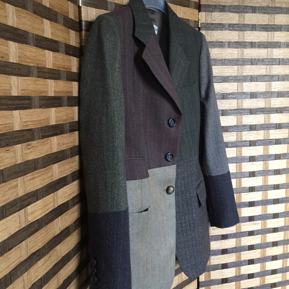 Authentic Dolce & Gabbana Vintage Blazer, Size 40 - Picture 3 of 7